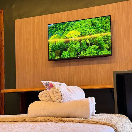 Hotel Vale Das Nuvens กวารามีรันกา ภายนอก รูปภาพ
