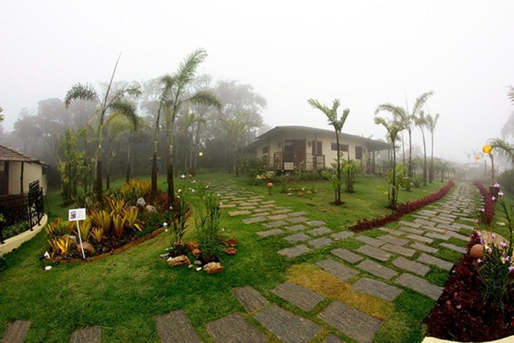 Hotel Vale Das Nuvens กวารามีรันกา ภายนอก รูปภาพ